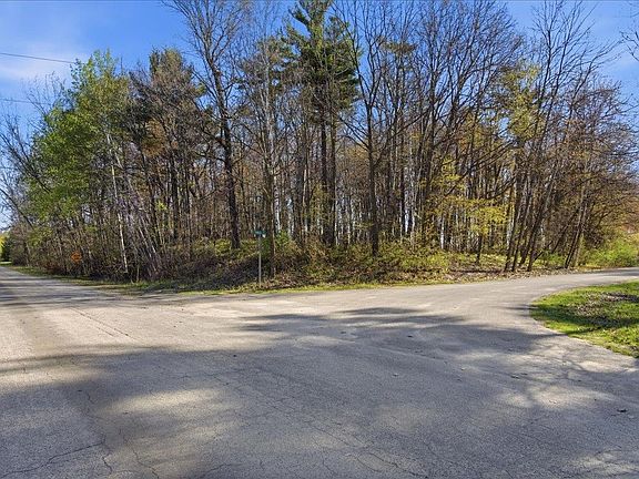 2nd image of Circle Rd #1