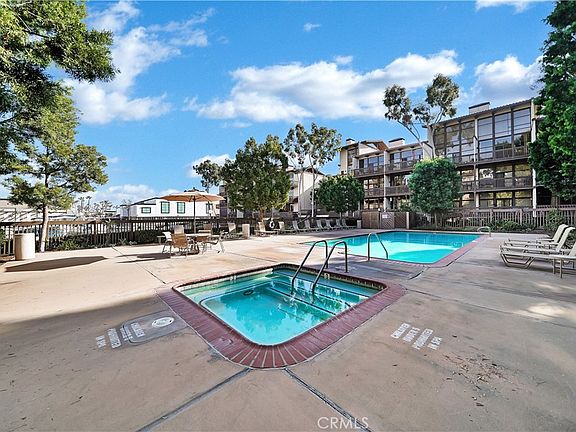 2nd image of 6207 Marina Pacifica Dr N Key 17