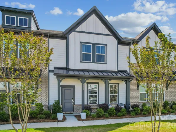8629 Miles Gap Rd, Fort Mill, SC 29707