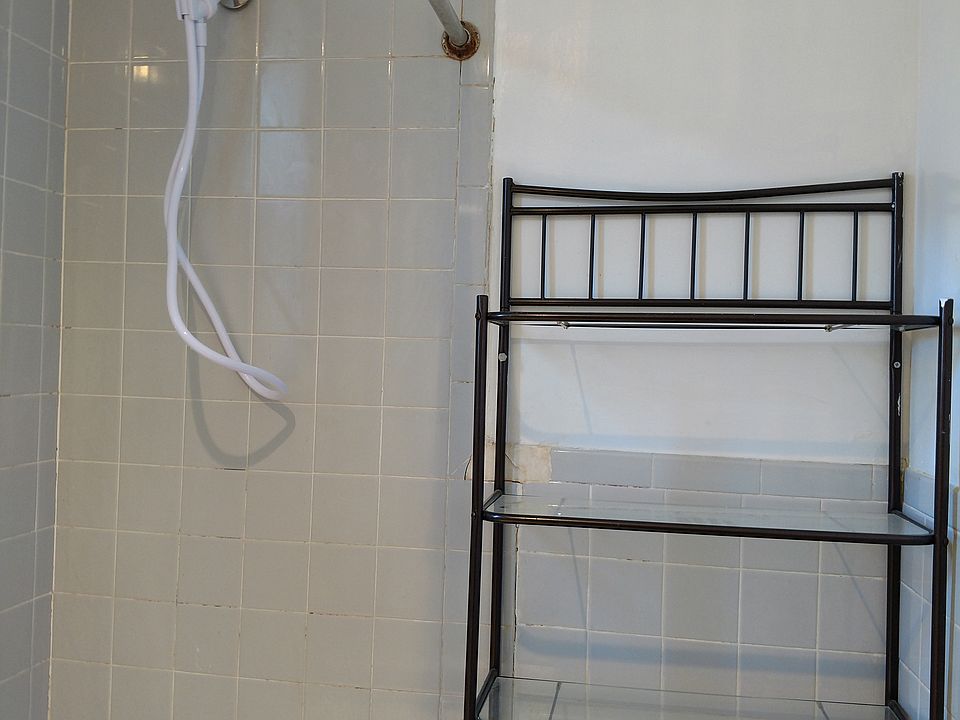 2nd image of 1013 63rd St APT 1F