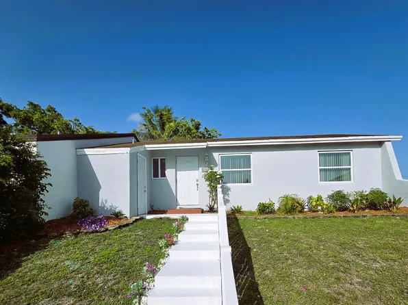 20845 Grouper Dr, Cutler Bay, FL 33189