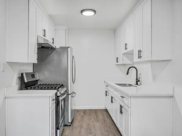 6109 Brynhurst Ave #3B, Los Angeles, CA 90043