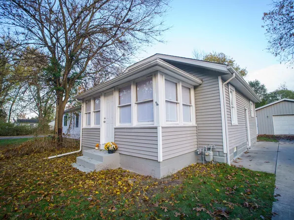 50734 Kenilworth Rd, South Bend, IN 46637
