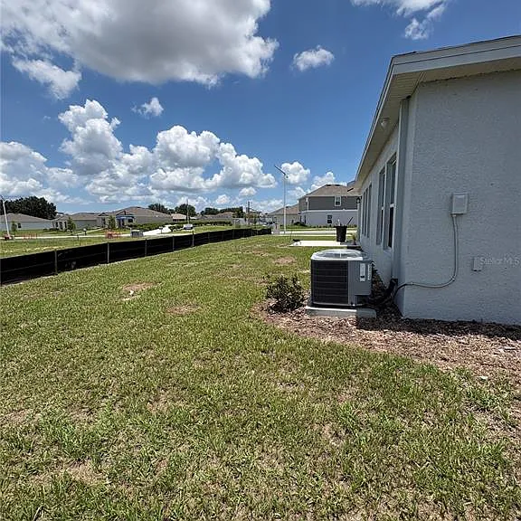 309 Singing Sands Cir — Photo 23