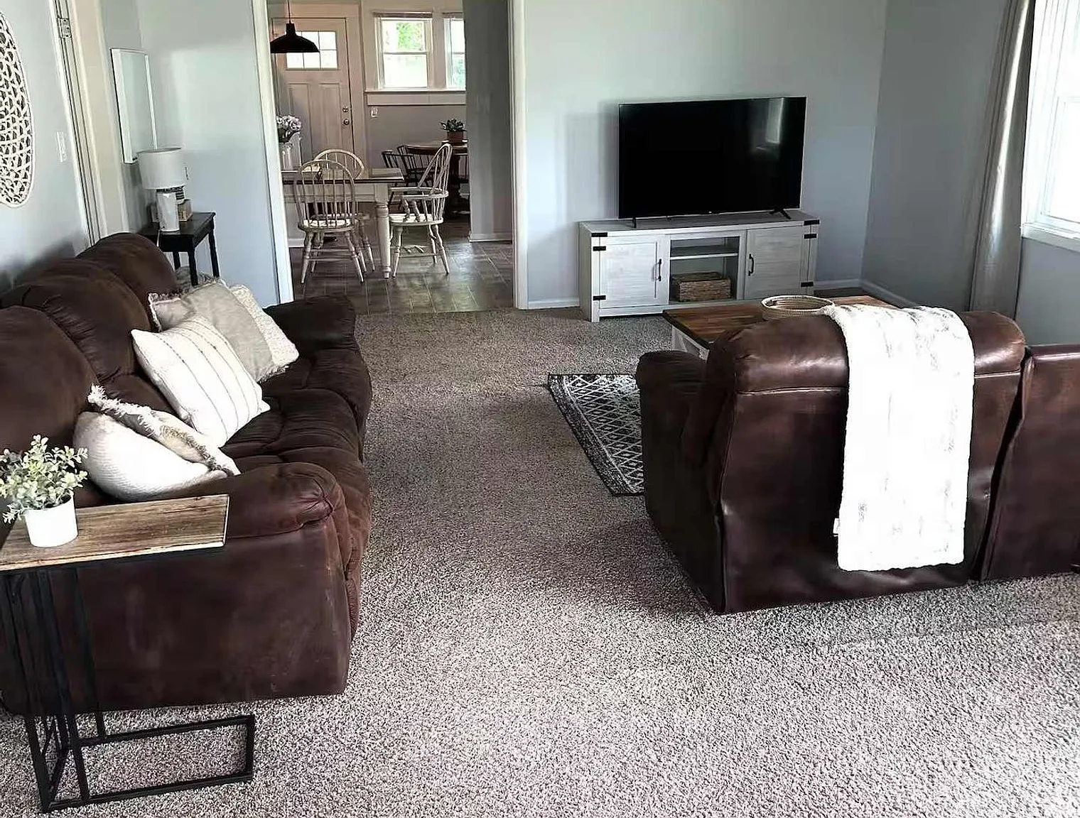 3 bed, 2.0 bath, $3,580 — Photo 1