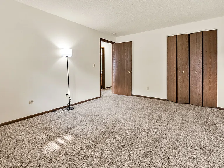 2 Bedroom