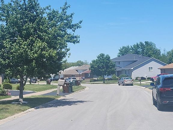 5th image of 23004 Eastwind Dr