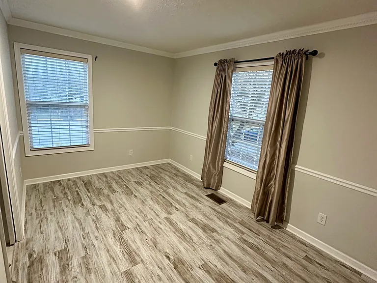 721 N Dixie Ave #B — Photo 6