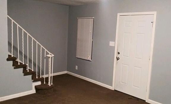 3rd image of 10019 Hawkins Ct