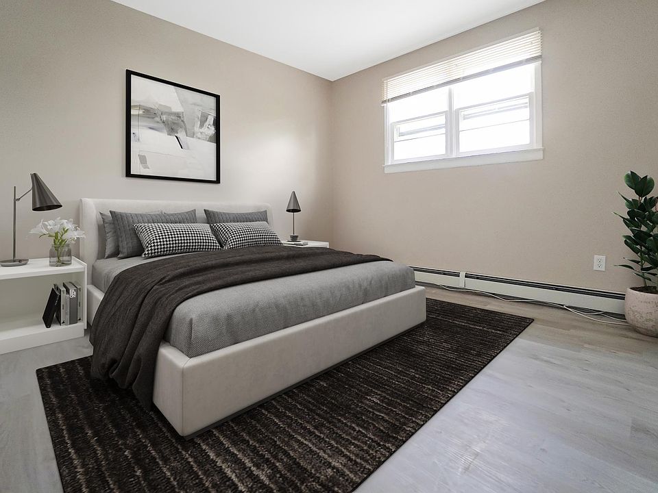 1st image of 90 Morningside Ave #2