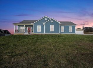 14690 S Perry Rd, Laurelville, OH 43135