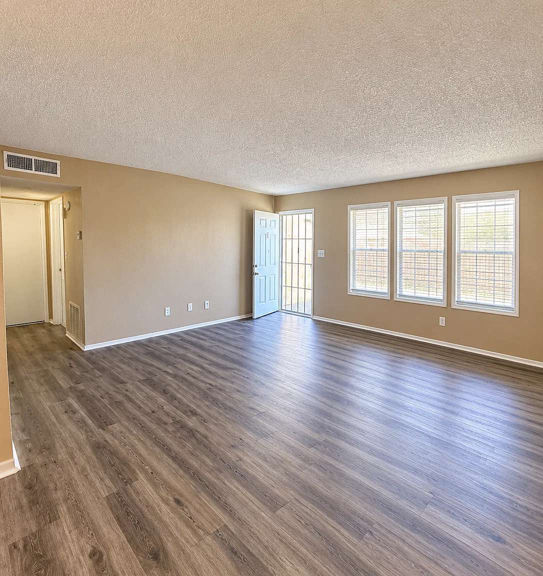 2 bed, 850 sqft, $1,500 — Photo 3