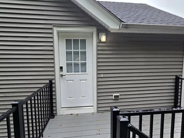32 Lexington Ave, Norwalk, CT 06854