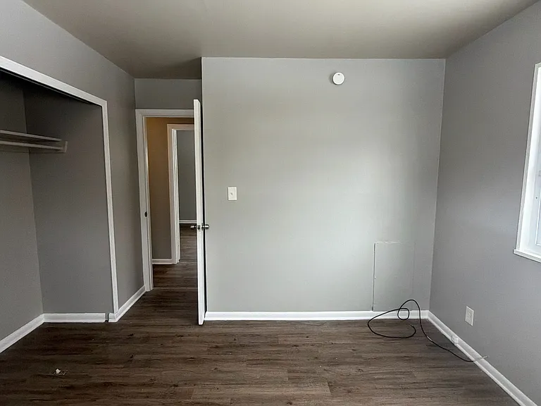16813 Lipton Ave — Photo 6