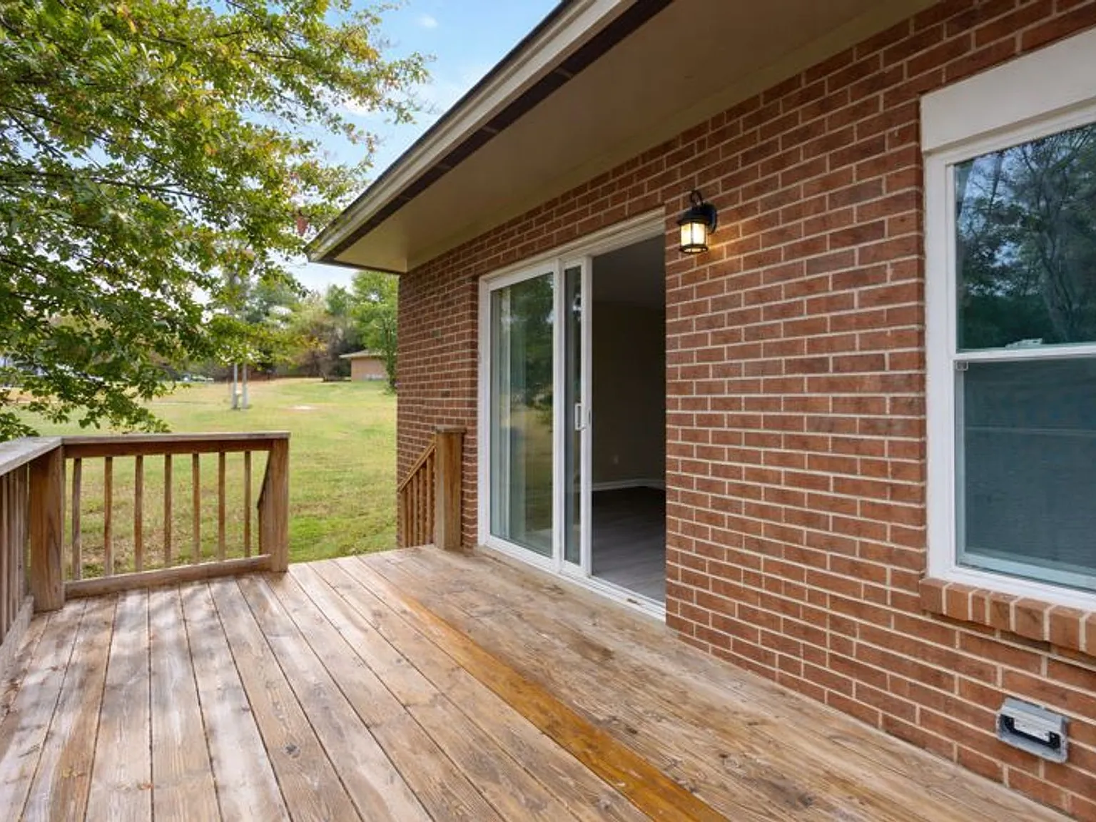Woodpecker Court Duplexes — Photo 3