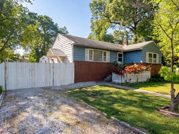 9506 50th Ave, College Park, MD 20740