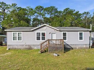 126 Park St, Inglis, FL 34449