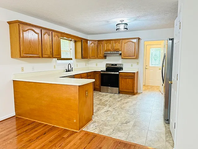 1304 Jollett Rd — Photo 21