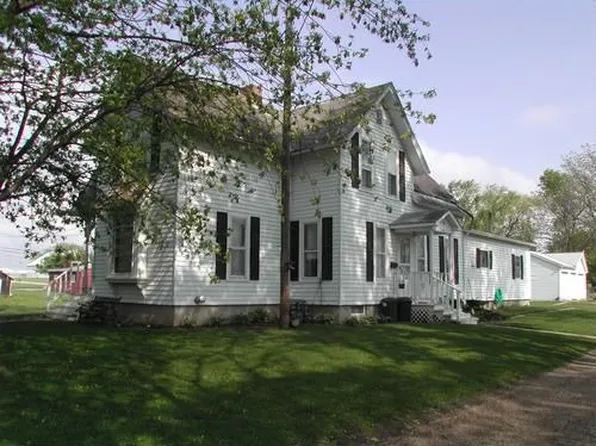 10 E Prescott St, Elkhorn, WI 53121