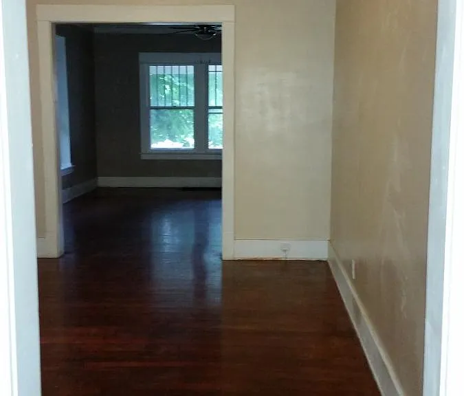1210 Logan St SE — Photo 8