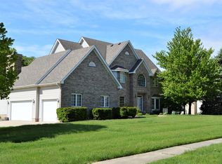 3217 Wisteria Ln, Bloomington, IL 61704