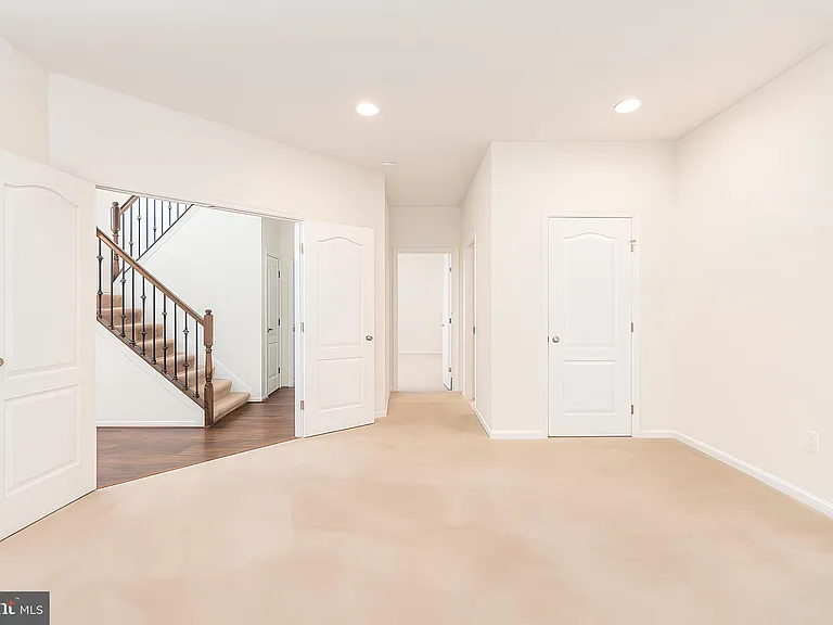 43698 Chicacoan Creek Sq — Photo 17
