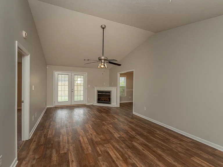 7010 Antilles Dr — Photo 11
