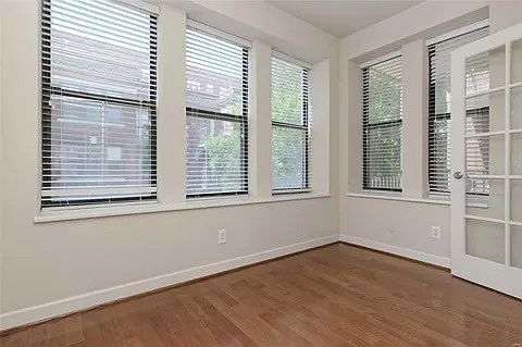 2nd image of 615 Clara Ave APT 6