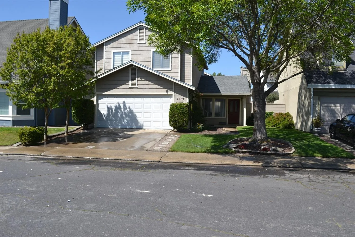 2013 Hulst Ct photo 1