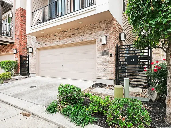 3831 Harry Wurzbach Rd Building 21, San Antonio, TX 78209