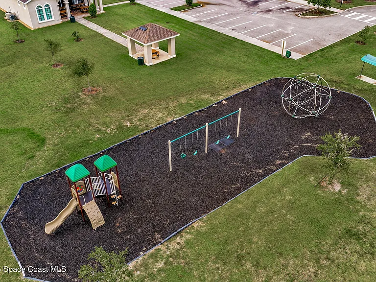 7544 Loren Cove Dr — Photo 42
