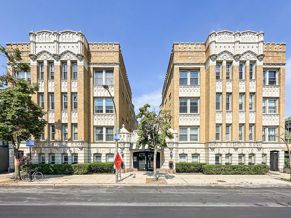 1st image of 4240 N Clarendon Ave APT 215N