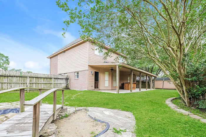 326 Dunford Ct — Photo 14