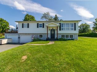 222 Sloan St, Newport, VT 05855