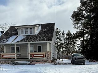 67900 Howard St, Richmond, MI 48062