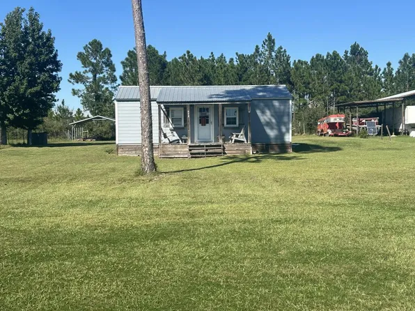 275 Raven Ln, Wewahitchka, FL 32465