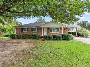 202 Dundas Rd, Abbeville, SC 29620