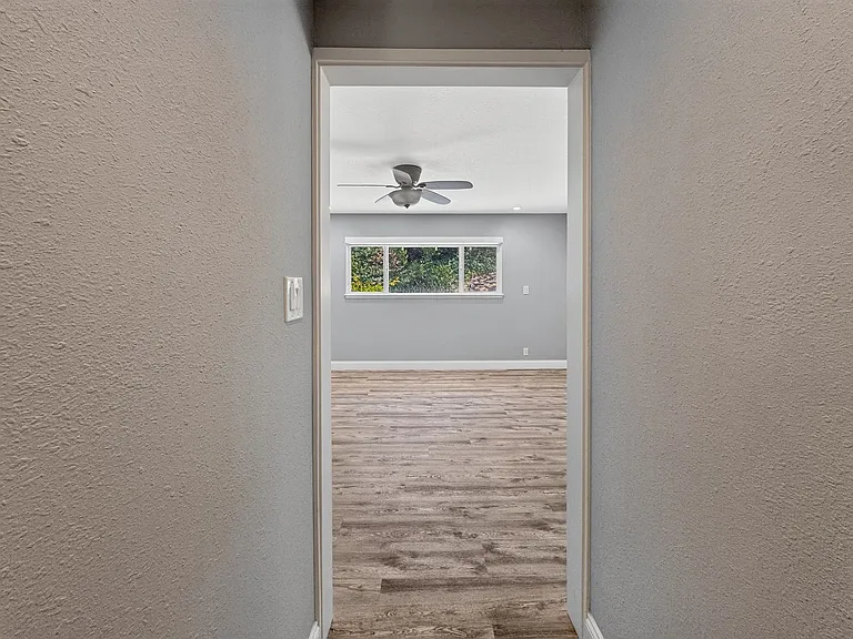 1 Kirkcrest Ct — Photo 24