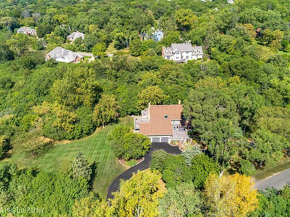 4th image of 255 Indian Trail Rd