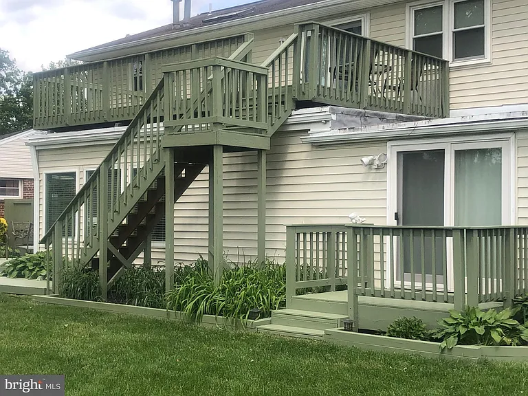 5350 Ravensworth Rd — Photo 87