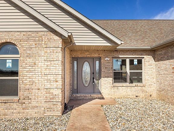 4th image of 13025 Deer Run Rd