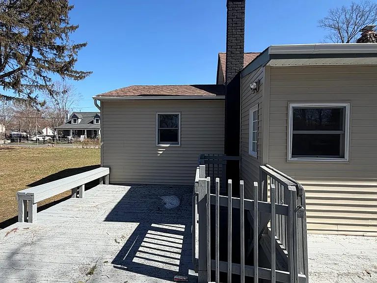 Pansy Rd — Photo 21