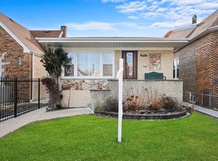 3943 W 66th St, Chicago, IL 60629