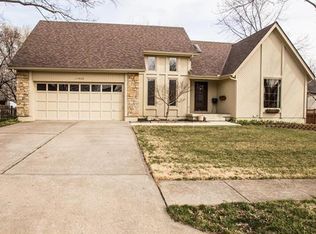 11939 Charlotte St, Kansas City, MO 64146