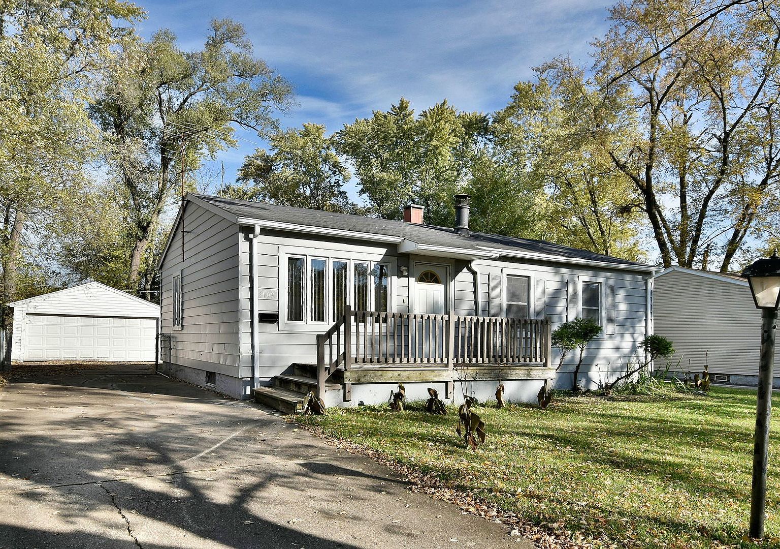 2109 222nd Pl, Sauk Village, IL 60411 Zillow