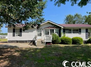 1851 Barnhill Rd, Galivants Ferry, SC 29544