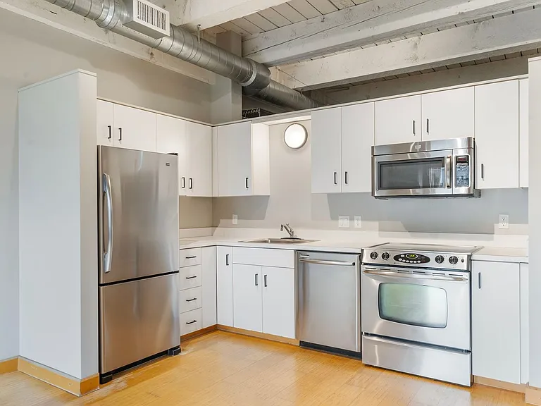 416 NW 13th Ave #401 — Photo 8