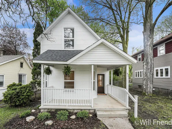825 Temple St SE, Grand Rapids, MI 49507