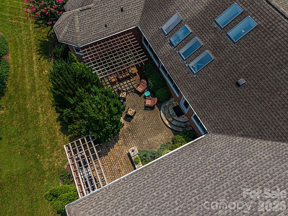 4th image of 5023 Samuel Pinckney Dr