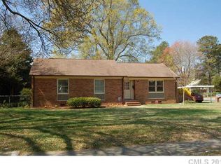 4138 Sudbury Rd, Charlotte, NC 28205
